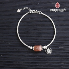 Vòng tay đá Đào hoa tự nhiên phối charm - Mẫu VC0323 - Ngọc Quý