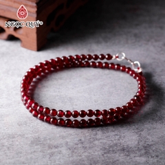 Vòng tay đá Garnet tự nhiên phối charm - Mẫu VC0325 - Ngọc Quý