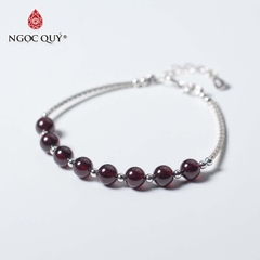 Vòng tay đá Garnet tự nhiên phối charm - Mẫu VC0336 - Ngọc Quý