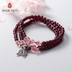 Vòng tay đá Garnet tự nhiên phối charm - Mẫu VC0343 - Ngọc Quý