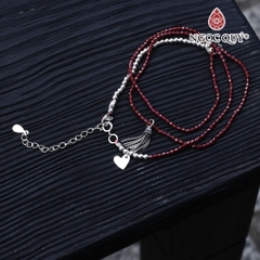 Vòng tay đá Garnet tự nhiên phối charm - Mẫu VC0347 - Ngọc Quý