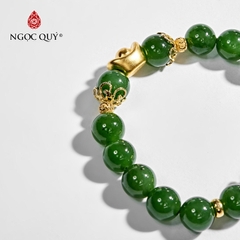 Vòng tay đá Ngọc bích tự nhiên phối charm - Mẫu VC0368 - Ngọc Quý