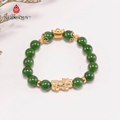 Vòng tay đá Ngọc bích tự nhiên phối charm - Mẫu VC0368 - Ngọc Quý