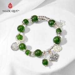 Vòng tay đá Ngọc bích tự nhiên phối charm - Mẫu VC0374 - Ngọc Quý