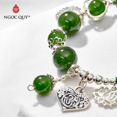 Vòng tay đá Ngọc bích tự nhiên phối charm - Mẫu VC0374 - Ngọc Quý