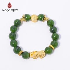 Vòng tay đá Ngọc bích tự nhiên phối charm - Mẫu VC0386 - Ngọc Quý