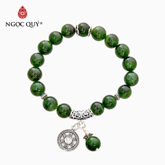 Vòng tay đá Ngọc bích tự nhiên phối charm - Mẫu VC0391 - Ngọc Quý