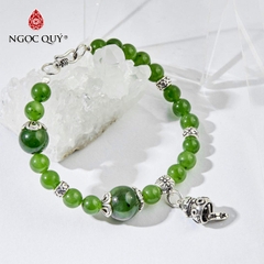 Vòng tay đá Ngọc bích tự nhiên phối charm - Mẫu VC0395 - Ngọc Quý