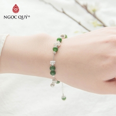 Vòng tay đá Ngọc bích tự nhiên phối charm - Mẫu VC0404 - Ngọc Quý