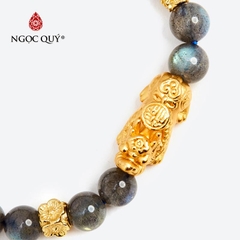 Vòng tay đá Xà cừ tự nhiên phối charm - Mẫu VC0460 - Ngọc Quý
