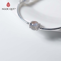 Vòng tay đá Xà cừ tự nhiên phối charm - Mẫu VC0466 - Ngọc Quý