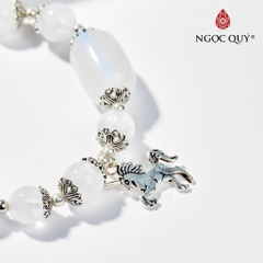 Vòng tay đá Thạch anh tự nhiên phối charm - Mẫu VC0525 - Ngọc Quý