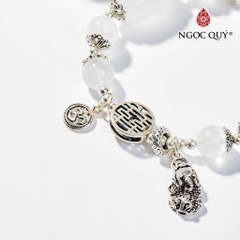 Vòng tay đá Thạch anh tự nhiên phối charm - Mẫu VC0525 - Ngọc Quý