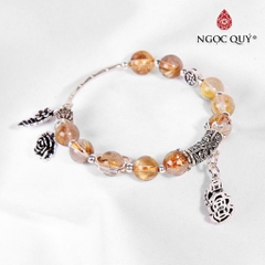 Vòng tay đá Thạch anh tự nhiên phối charm - Mẫu VC0573 - Ngọc Quý