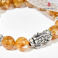 Vòng tay đá Thạch anh tự nhiên phối charm - Mẫu VC0600 - Ngọc Quý