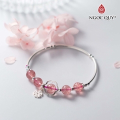 Vòng tay đá Thạch anh tự nhiên phối charm - Mẫu VC0784 - Ngọc Quý