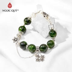 Vòng tay đá Diopside tự nhiên phối charm - Mẫu VC0905 - Ngọc Quý