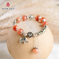 Vòng tay đá Sunstone tự nhiên phối charm - Mẫu VC0955 - Ngọc Quý