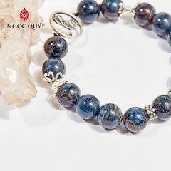 Vòng tay đá Giông bão tự nhiên phối charm - Mẫu VC1001 - Ngọc Quý