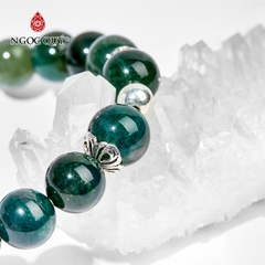 Vòng tay đá Chalcedony tự nhiên phối charm - Mẫu VC1051 - Ngọc Quý