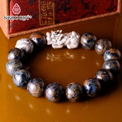 Vòng tay đá Giông bão tự nhiên phối charm - Mẫu VC1203 - Ngọc Quý