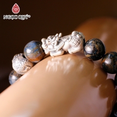 Vòng tay đá Giông bão tự nhiên phối charm - Mẫu VC1203 - Ngọc Quý