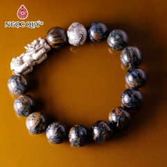 Vòng tay đá Giông bão tự nhiên phối charm - Mẫu VC1203 - Ngọc Quý