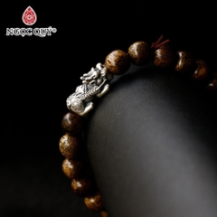 Vòng tay Trầm hương phối charm - Mẫu VC1236 - Ngọc Quý