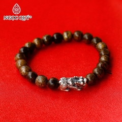 Vòng tay Trầm hương phối charm - Mẫu VC1236 - Ngọc Quý