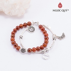 Vòng tay đá Thạch anh dâu tự nhiên phối charm - Mẫu VC1270 - Ngọc Quý