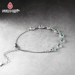 Vòng tay đá Emerald tự nhiên phối charm - Mẫu VC1294 - Ngọc Quý