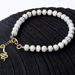 Vòng tay đá cẩm thạch trắng