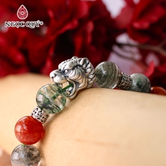 Vòng tay đá thạch anh ưu linh đa sắc phối đầu hổ hạt 12mm