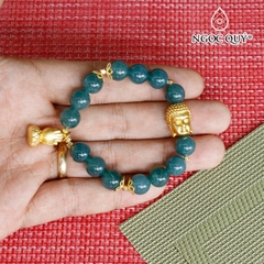 Vòng lam ngọc 10mm phối charm phật bạc mạ vàng
