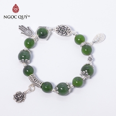 Vòng tay phong thủy đá ngọc bích phối charm giọt nước bạc hạt 10mm