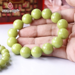 Vòng tay đá ngọc dạ minh châu