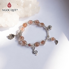Vòng tay phong thủy đá thạch anh tóc đỏ phối charm chuông bạc hạt 10mm