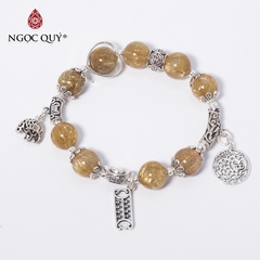 Vòng tay phong thủy đá thạch anh tóc vàng AAA phối charm bạc hạt 10mm