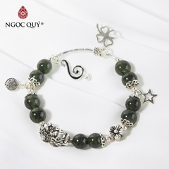Vòng tay phong thủy đá thạch anh tóc xanh phối charm tỳ hưu bạc hạt 8mm