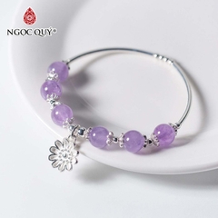 Vòng tay phong thủy đá thạch anh tím ngọc charm hoa 10 cánh