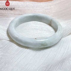 Vòng cẩm thạch bản hẹ type A chất nếp - Ngọc Quý