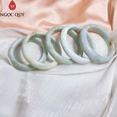 Vòng cẩm thạch bản hẹ type A chất nếp - Ngọc Quý