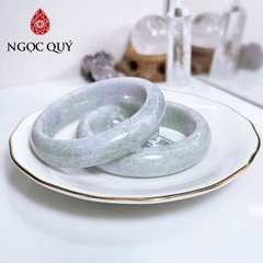 Vòng cẩm thạch A - Phỉ thúy type A bản hẹ xanh nhạt phớt tím tử lan ni 50 - 56 mm (kèm kđ Liulab) - Ngọc Quý