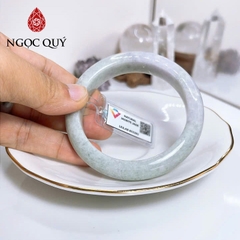 Vòng cẩm thạch A - Phỉ thúy type A bản hẹ xanh nhạt phớt tím tử lan ni 50 - 56 mm (kèm kđ Liulab) - Ngọc Quý