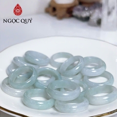 Nhẫn cẩm thạch A - Nhẫn phỉ thúy bạch ngọc phớt xanh - Ngọc Quý