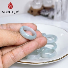 Nhẫn cẩm thạch A - Nhẫn phỉ thúy bạch ngọc phớt xanh - Ngọc Quý