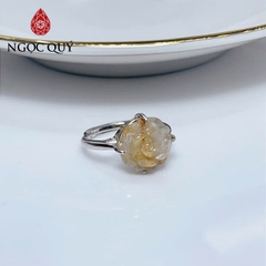 Nhẫn thạch anh tóc vàng - Nhẫn hoa mẫu đơn thạch anh tóc vàng - Ngọc Quý
