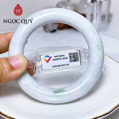 Vòng cẩm thạch A - Ngọc phỉ thúy type A bản tròn nền trắng phớt tím và bông xanh ni 51 mm (kèm kđ type A)- Ngoc Quý