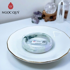 Vòng cẩm thạch A - Vòng phỉ thúy type A bản bản hẹ tròn xanh điểm tím hoa bay ni 51-55 mm ( Kèm kđ type A) - Ngọc Quý