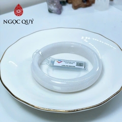 Vòng cẩm thạch A - Vòng phỉ thúy type A bản bản hẹ bạch ngọc điểm bông xanh ni 56-59 mm ( Kèm kđ type A) - Ngọc Quý